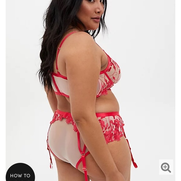Torrid Bra & Garter Belt Raspberry Pink Set - Picture 5 of 9